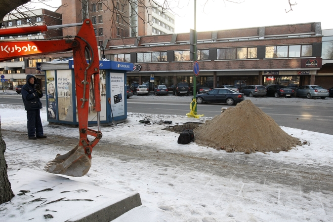 Naujojo Sodo gatvėje – elektros kabelio remonto darbai