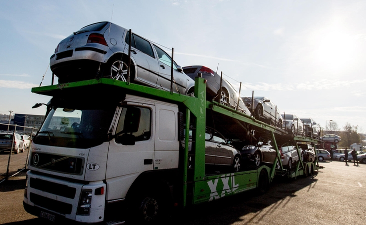 Kauno automobilių turgus maitina ne tik pardavėjus