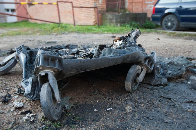 Kaune degė trys automobiliai