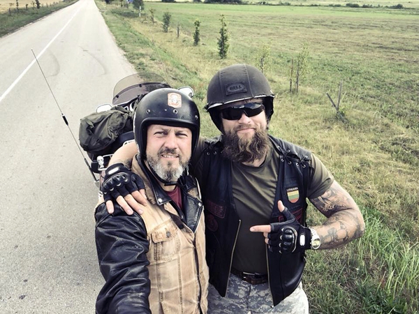 Sprendimas: R.Bružas (kairėje) ir A.Mockus motociklais ketina leistis legendinio lietuvio keliautojo A.Poškos keliais – nuo Baltijos iki pat Bengalijos.