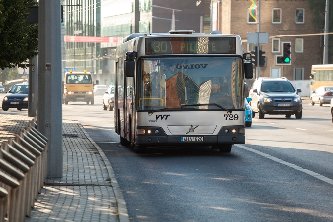 Vilnius ieško 150 naujų autobusų pardavėjų