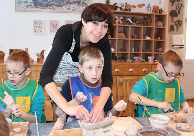Uostamiestyje – mažųjų keramikų ir N.Marčėnaitės paroda 