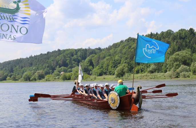 Kulautuvoje turizmo sezonas pradėtas pramogomis ant vandens