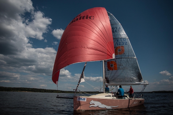 Jachtos „Arabela-AG Baltic“ įgula – „Grand Prix“ taurės laimėtoja