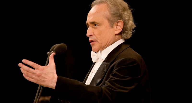 Legendinis tenoras J. Carreras meilės dieną švęs Lietuvoje