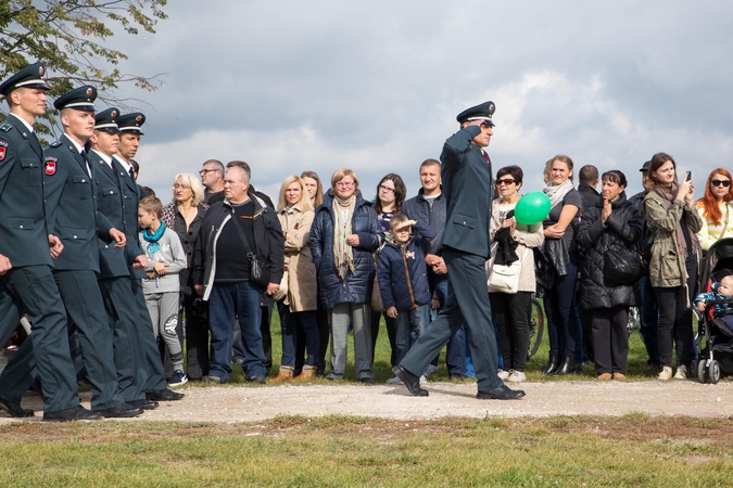 Artimesnė pažintis su policija sudomino ir jaunus, ir senus