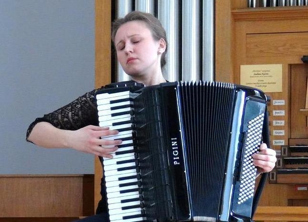 A.Dūkštaitė.