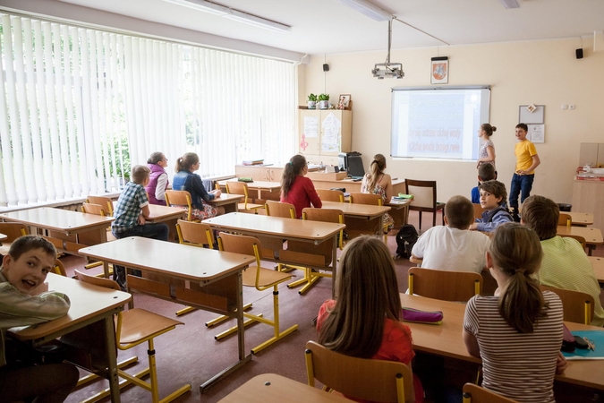 Silpnoms mokykloms teiks išskirtinę pagalbą