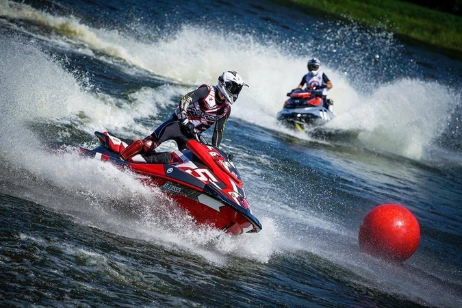 Lietuvos vandens motociklų čempionato starte – penkių šalių pilotai