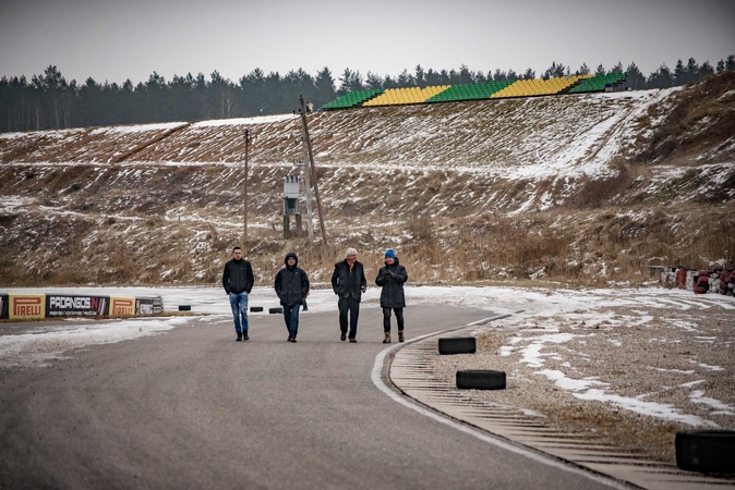 „F-1“ trasų projektuotojai užsuko į Kačerginę