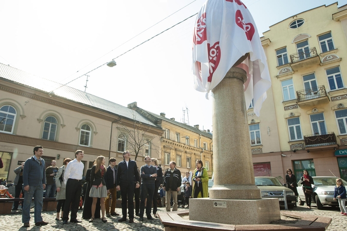 Atgaivintas ryškiaspalvis „Kiaušinis“ traukė asmenukių mėgėjus