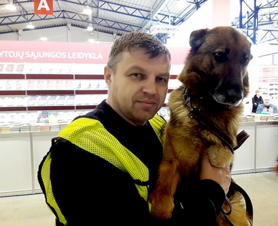 Knygų mugės dalyvių saugumu rūpinsis ir vokiečių aviganė Demi