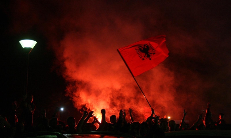 Albanijos futbolininkai namuose sutikti kaip didvyriai