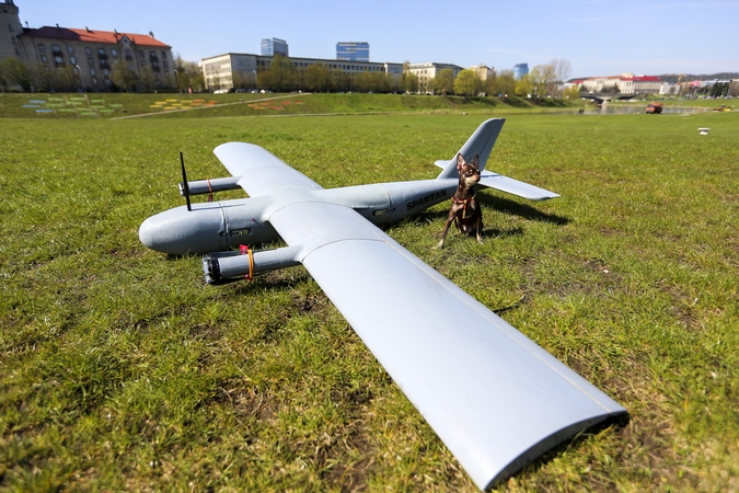 Naminukės gamintojų miškuose ieškos bepiločiai orlaiviai 