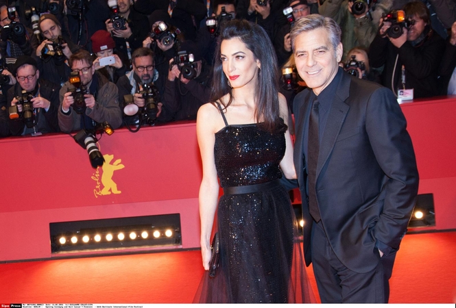 Festivalį atidaręs G. Clooney siūlo paramą migrantų krizei įveikti