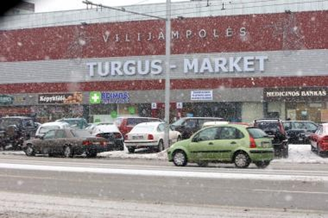 Prie Vilijampolės turgaus parkavimo vietų nepadaugės  