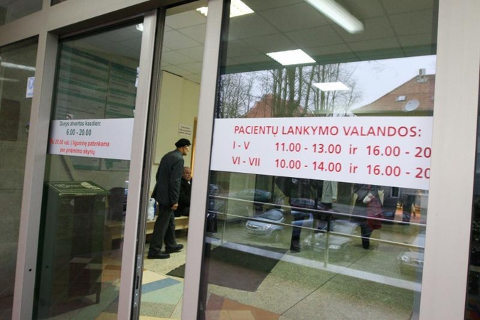 Rentgeno kabineto darbą sutrikdė įtartinas skystis