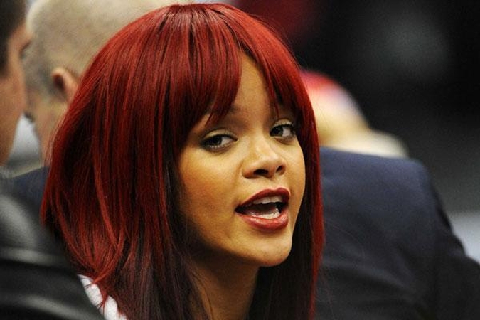 Rihanna savo vienatvę „gydo“ seksualiomis nuotraukomis