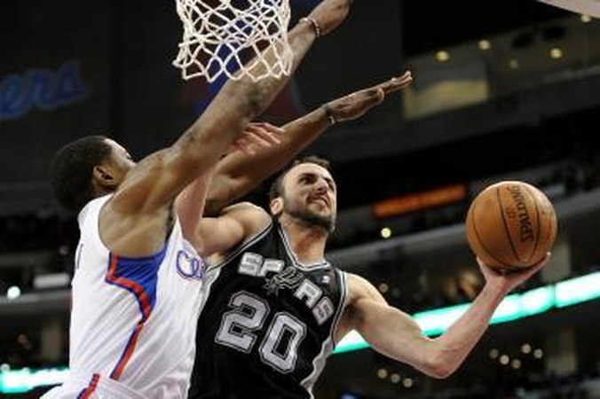 Absoliutus NBA lygos lyderis iškovojo septintą pergalę iš eilės