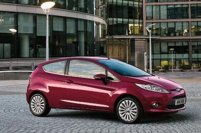 Atkeliavo naujoji „Ford Fiesta"