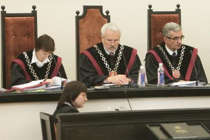 Dėl Vyriausybės nutarimų gydytojai kreipiasi į Konstitucinį Teismą 