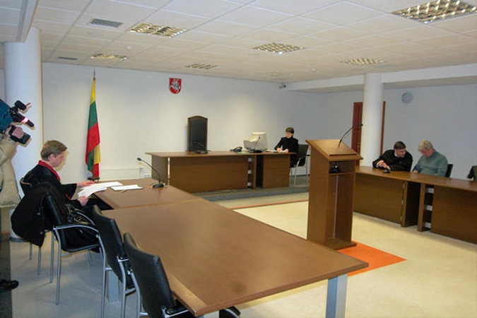 Trys Seimo nariai nori teisės kreiptis į teismą dėl viešojo intereso gynimo
