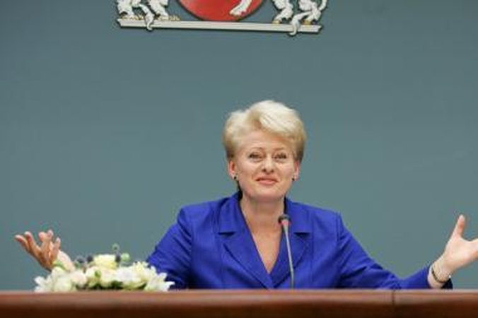 Prezidentės šimtadienio proga - jos spaudos konferencija