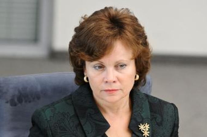 "WikiLeaks": R.Juknevičienė JAV diplomatą įtikinėjo, kad Maskvai nerūpi geri santykiai su NATO