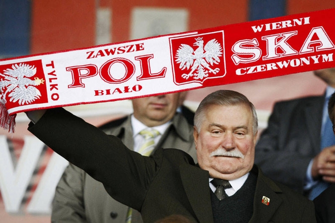 Protestuodamas dėl lenkų padėties L.Walesa atsisakė apdovanojimo