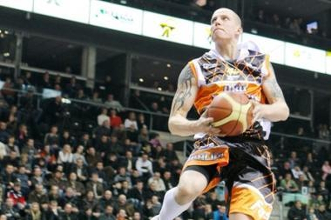 "Šiaulių" klubas iš "Sakalų" prisiviliojo tris krepšininkus 
