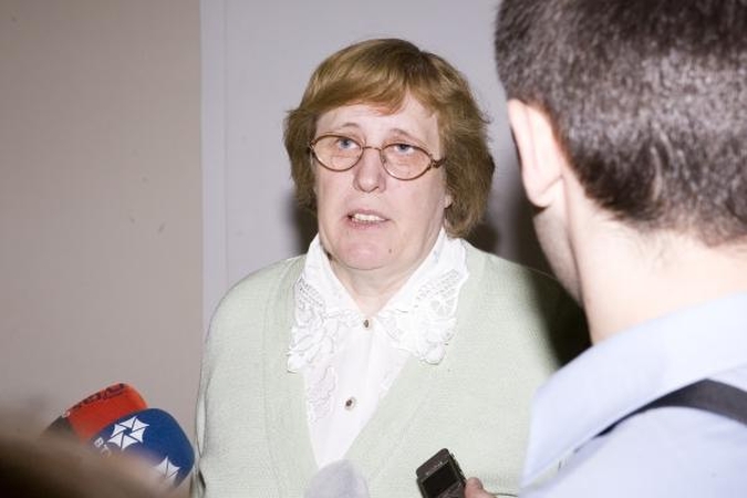 Teisme tęsiasi terorizmu kaltinamos E.Kusaitės motinos apklausa