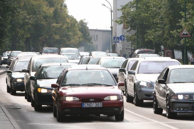 Moksleivių „agitobusuose“ – miestas be automobilių 