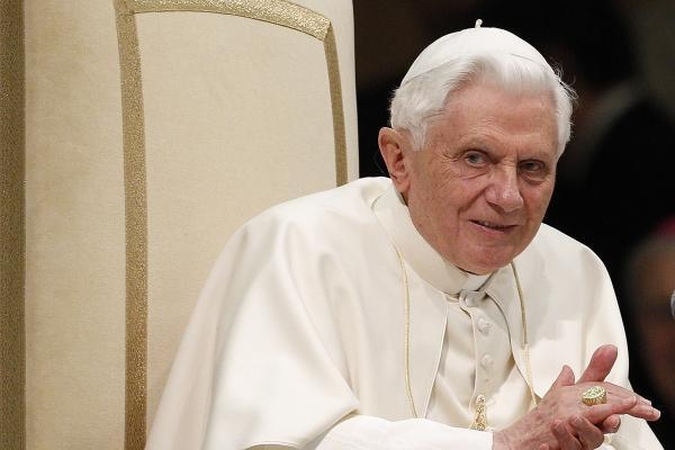 Benediktas XVI ragina saugotis "Dievo saulėlydžio"