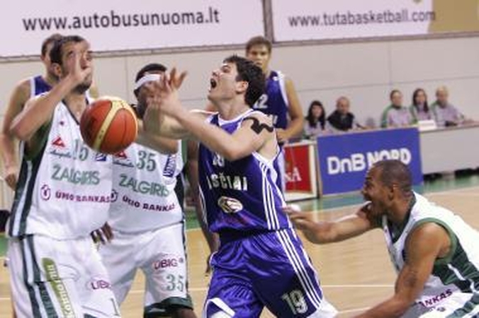 Pirmąją LKL čempionato pergalę šventė „Žalgiris“