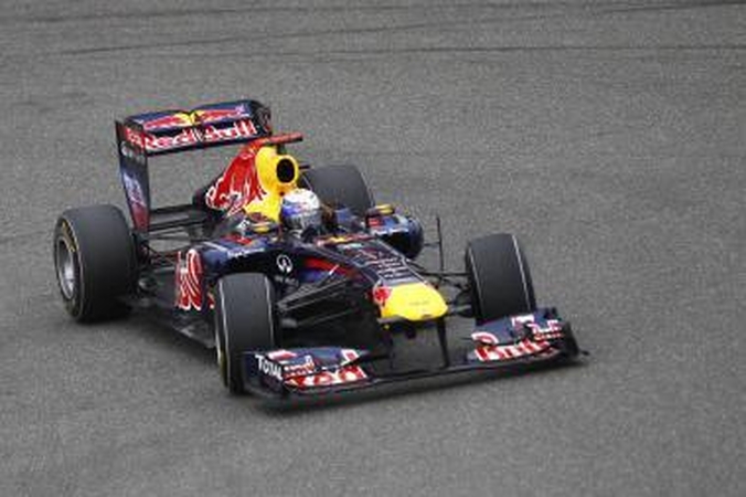 "Formulės 1" lenktynių Kinijoje kvalifikaciją laimėjo planetos čempionas