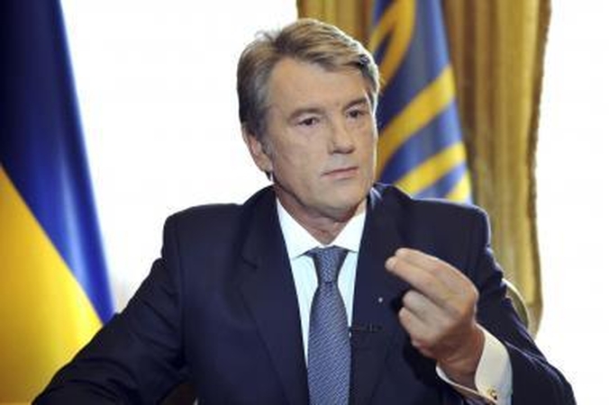 V.Juščenka atsakė D.Medvedevui