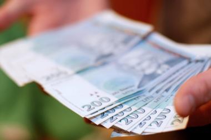 Banko klientė pasigedo tūkstančių