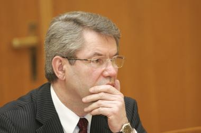 Sunkiai sergantis V.Muntianas teisme vėl nepasirodė (papildyta)
