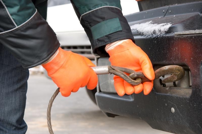 Ar žinote, kaip teisingai tempti automobilį?