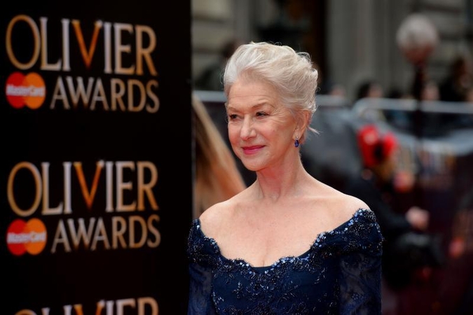 Aktorė H. Mirren karališkai nutildė būgnininkų trupę