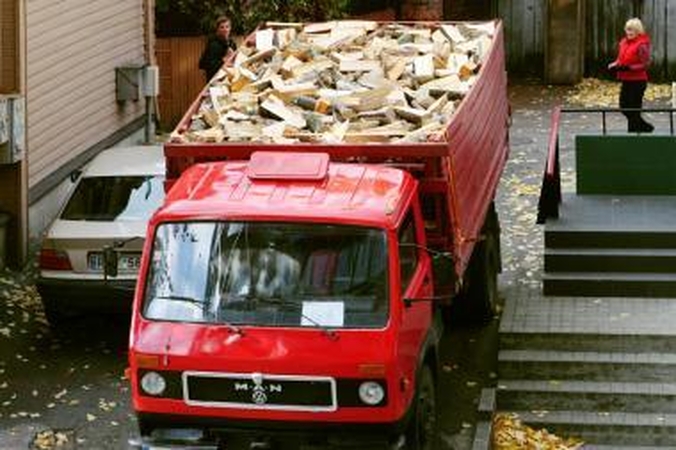 Brangesnės malkos kauniečių neatbaido