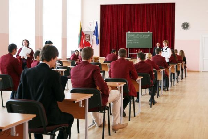 Abiturientai laikė anglų kalbos egzaminą