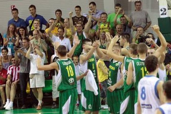 Europos jaunučių čempionato komandos keliasi į sporto halę