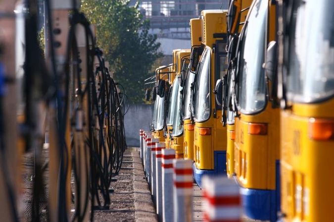 Teismas uždraudė viešojo transporto vairuotojams rengti streiką