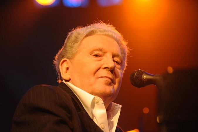Jerry Lee Lewisas vedė septintą kartą   
