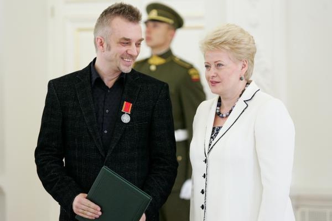D.Grybauskaitė įteikė apdovanojimus už nuopelnus Lietuvai