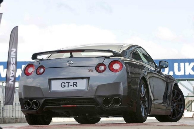 2012 metais pasaulį nustebins naujasis „Nissan GT-R“ modelis