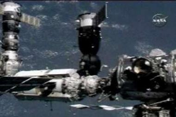 Rusijos kosminis laivas "Sojuz-Gagarin" susijungė su TKS