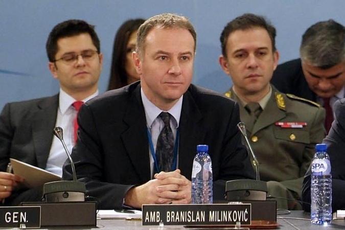 Iš gyvenimo pasitraukė Serbijos pasiuntinys NATO