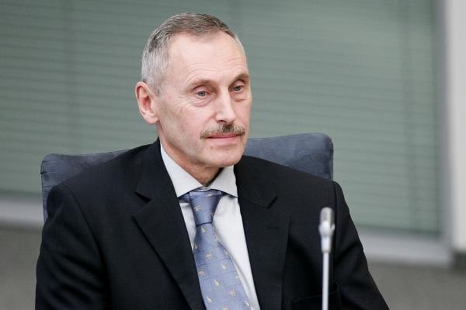 A.Sekmokas žada, kad elektra gyventojams nebrangs